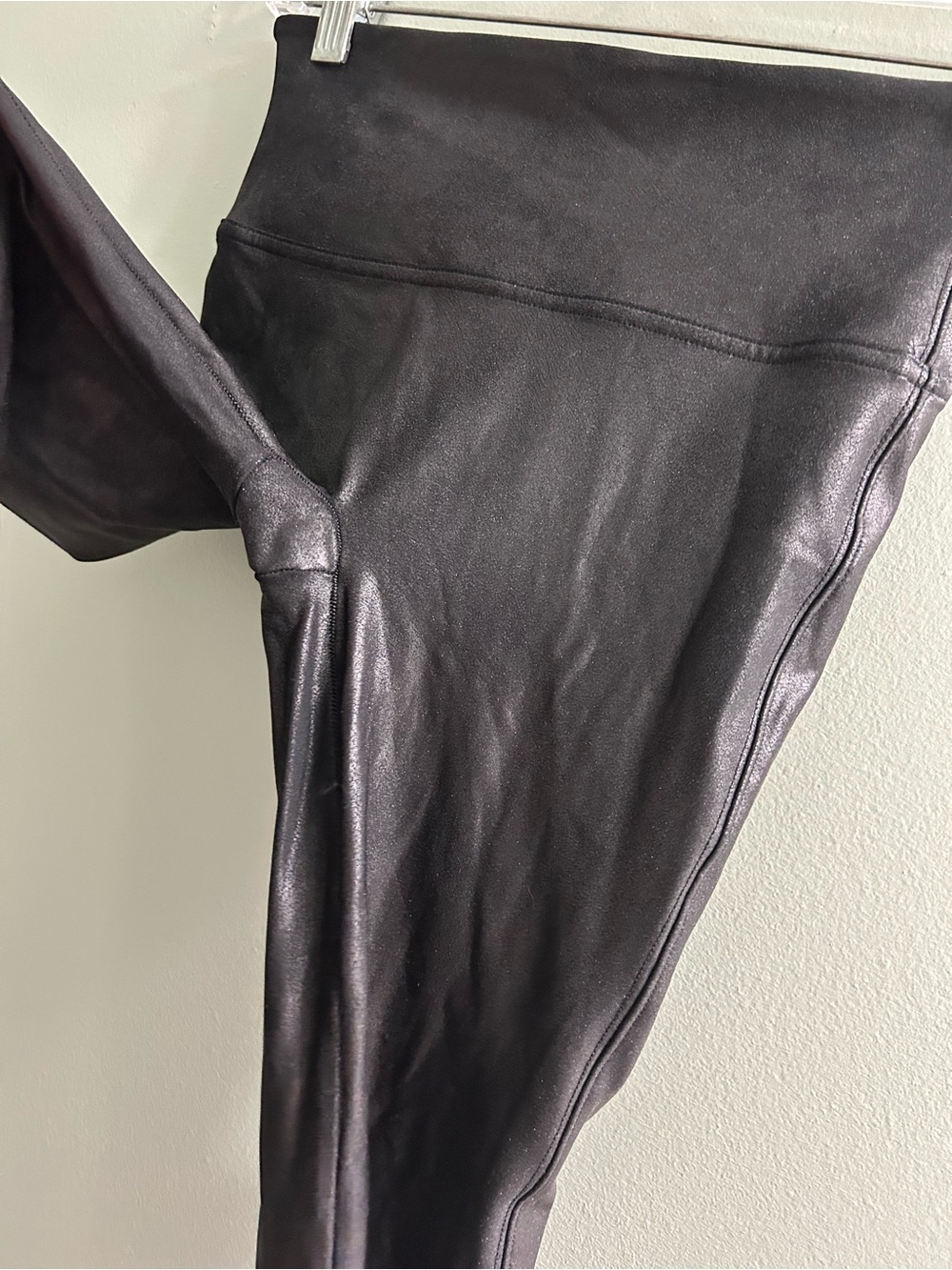 Spanx Faux Leather Leggings Tummy Control Contoured Waistband High Waist - Picture 7 of 8